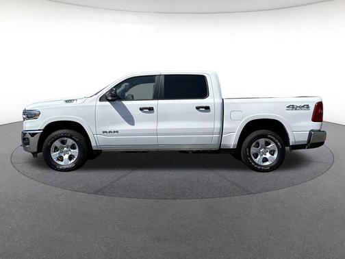 Bright White Clearcoat 2025 RAM 1500 Big Horn/Lone Star