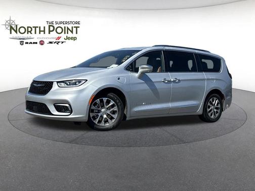 2024 Chrysler Pacifica L