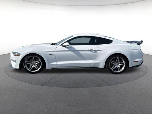 Oxford White 2021 Ford Mustang GT Premium
