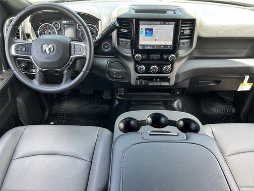 2025 RAM 2500 Tradesman Crew Cab 4x4 6'4' Box
