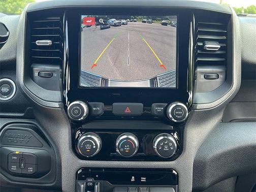 2025 RAM 2500 Tradesman Crew Cab 4x4 6'4' Box