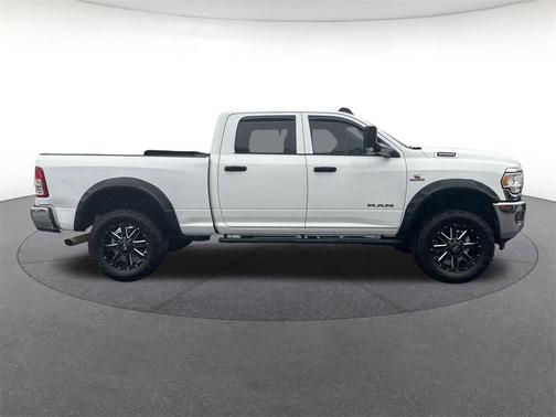 2020 RAM 2500 Tradesman Crew Cab 4X4 6'4' Box