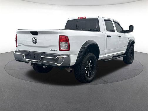 2020 RAM 2500 Tradesman Crew Cab 4X4 6'4' Box