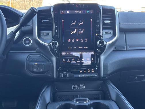 2026 RAM 2500 Laramie Crew Cab 4x4 6'4' Box