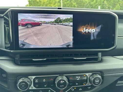 2025 Jeep Gladiator High Tide