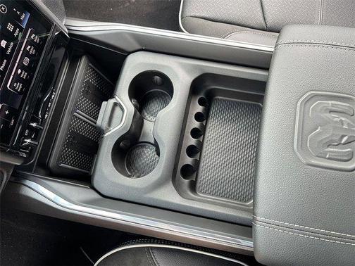 2025 RAM 3500 Laramie Crew Cab 4x4 8' Box