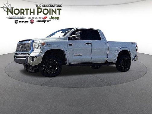 2017 Toyota Tundra SR5