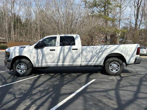 2026 RAM 2500 Tradesman Crew Cab 4x2 8' Box
