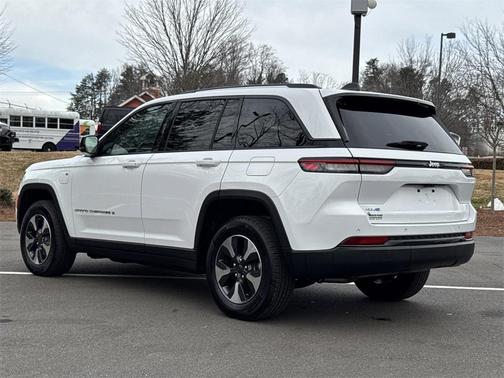 2023 Jeep Grand Cherokee 4xe Base