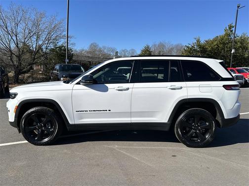 2023 Jeep Grand Cherokee Altitude
