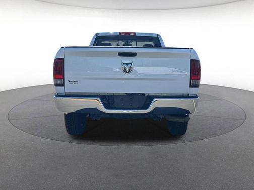 Bright White Clearcoat 2019 RAM 1500 SLT