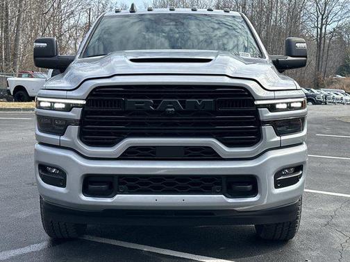 2026 RAM 3500 Laramie Crew Cab 4x4 6'4' Box