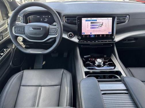 2025 Jeep Wagoneer L Super 4x4