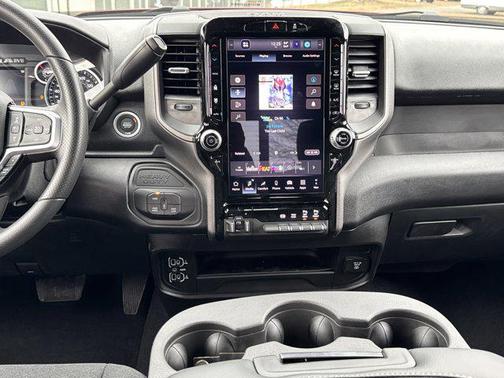 2026 RAM 3500 Tradesman Crew Cab 4x4 6'4' Box