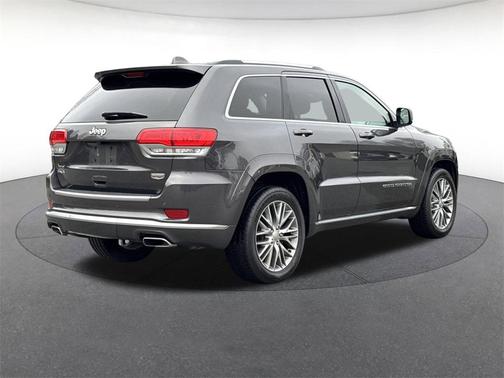 2017 Jeep Grand Cherokee Summit