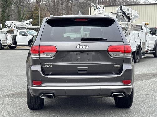 2017 Jeep Grand Cherokee Summit