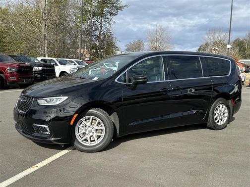 2025 Chrysler Pacifica L