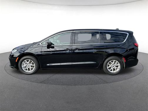2025 Chrysler Pacifica L