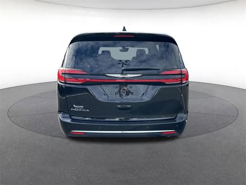 2025 Chrysler Pacifica L