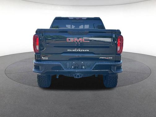 Onyx Black 2022 GMC Sierra 1500 AT4X