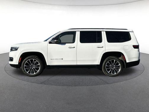 Bright White Clearcoat 2025 Jeep Wagoneer Series III 4x4