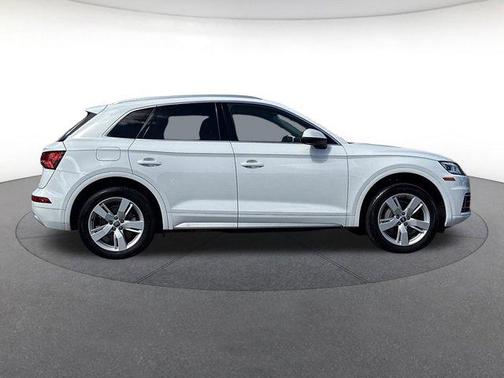 2018 Audi Q5 2.0T Premium Plus
