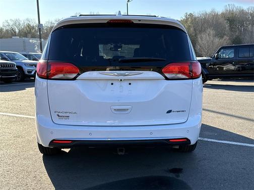 2020 Chrysler Pacifica Hybrid Limited