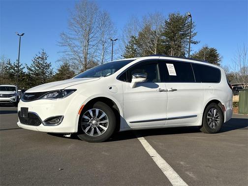 2020 Chrysler Pacifica Hybrid Limited