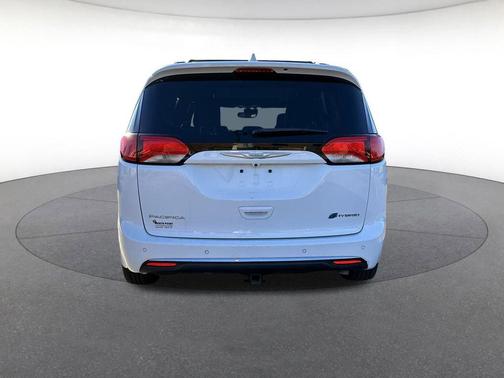2020 Chrysler Pacifica Hybrid Limited