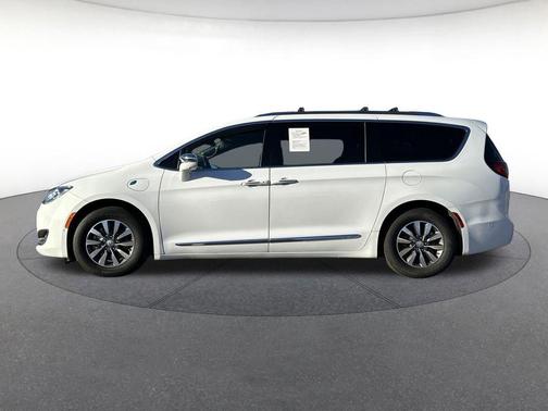 2020 Chrysler Pacifica Hybrid Limited