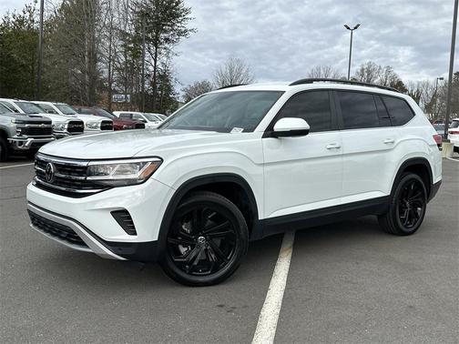 2022 Volkswagen Atlas 3.6L SE w/Technology