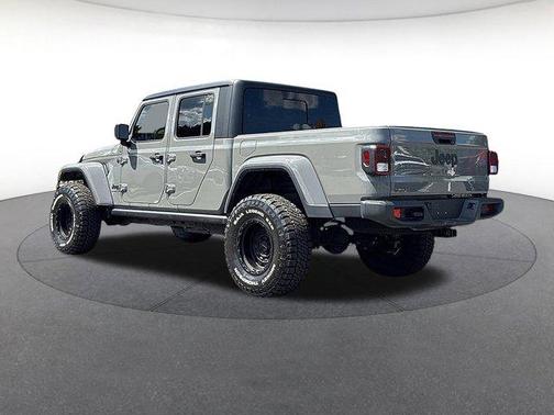 2022 Jeep Gladiator Sport S