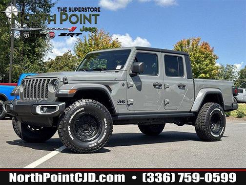 2022 Jeep Gladiator Sport S