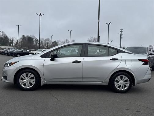 2024 Nissan Versa 1.6 S