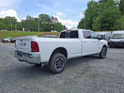 2025 RAM 2500 Laramie Crew Cab 4x4 8' Box
