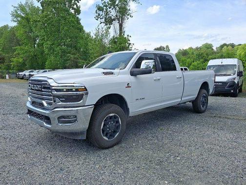 2025 RAM 2500 Laramie Crew Cab 4x4 8' Box