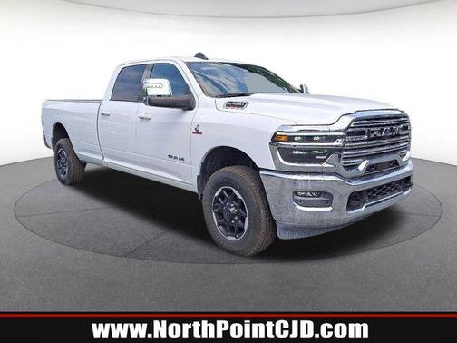 2025 RAM 2500 Laramie Crew Cab 4x4 8' Box