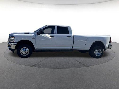 2026 RAM 3500 Tradesman Crew Cab 4x4 8' Box