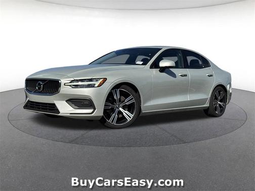 2019 Volvo S60 T5 Momentum