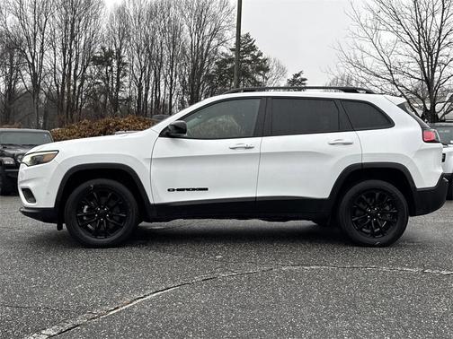 2023 Jeep Cherokee Altitude