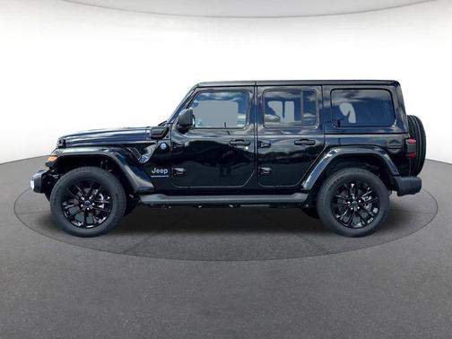Black Clearcoat 2025 Jeep Wrangler 4xe Sahara