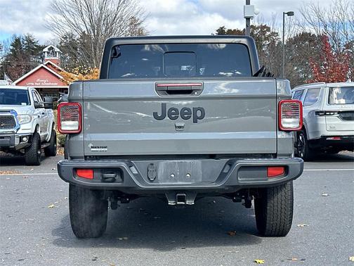 2022 Jeep Gladiator Altitude 4x4