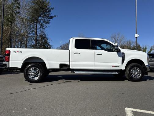 2023 Ford F-350 Lariat
