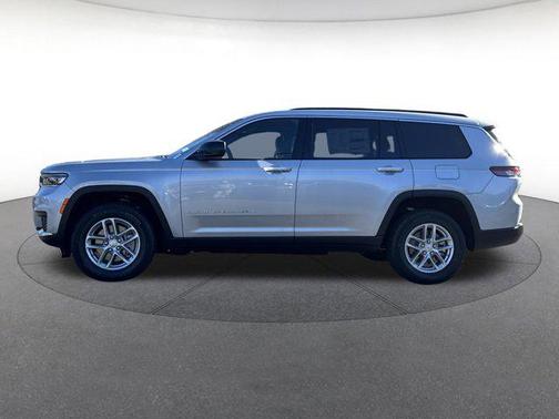 Silver Zynith 2025 Jeep Grand Cherokee L Laredo