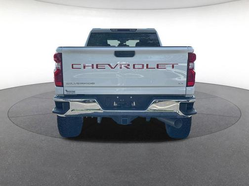 Summit White 2025 Chevrolet Silverado 2500 LT