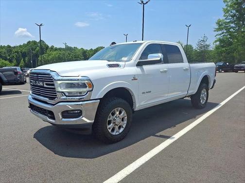 2022 RAM 2500 Laramie Crew Cab 4x4 64' Box
