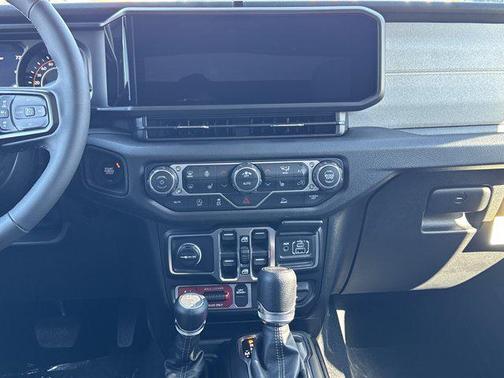 2026 Jeep Gladiator Willys 4x4