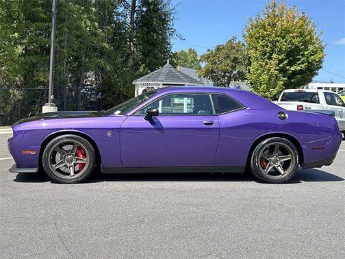 2016 Dodge Challenger SRT Hellcat
