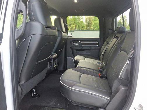 2025 RAM 2500 Laramie Crew Cab 4x4 8' Box