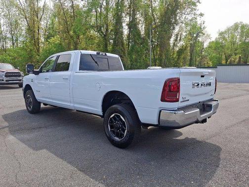 2025 RAM 2500 Laramie Crew Cab 4x4 8' Box